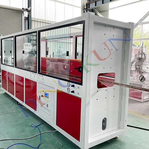 Высокоскоростная машина для производства пластиковых труб: Ваш ключ к эффективности